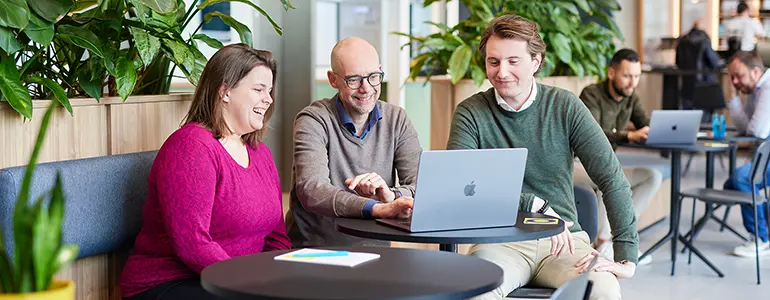 Blije collega's na succesvolle media monitoring in een crisis